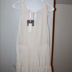 White/Cream casual dress